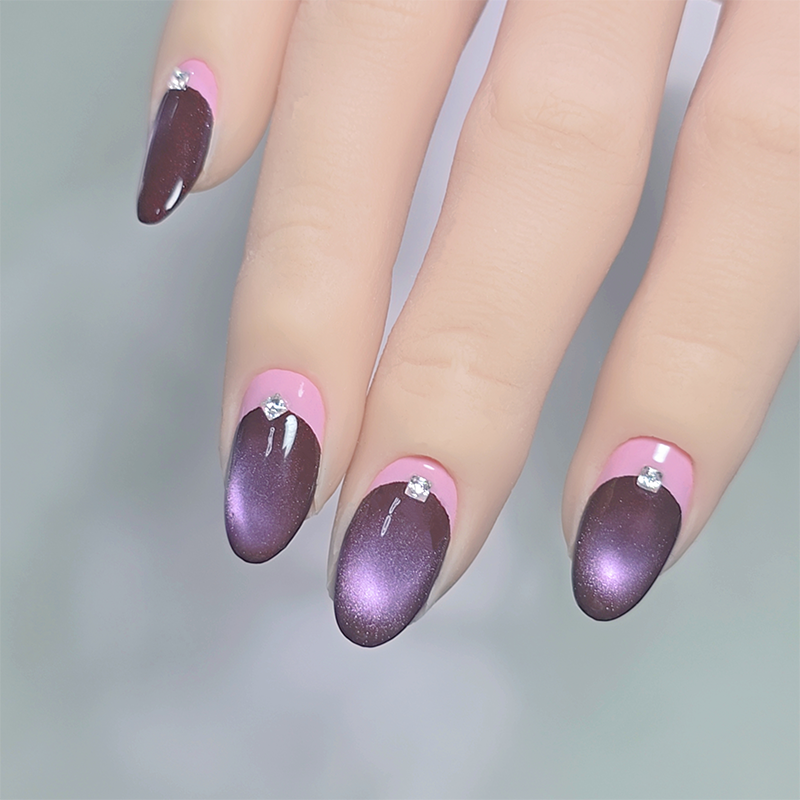 Iconic design  - Cat Eye Glass Bead Effect