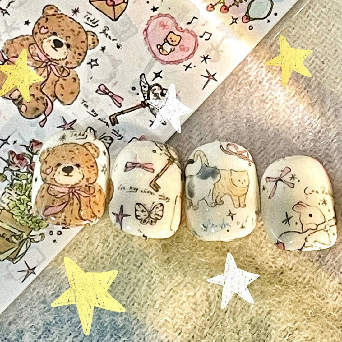 How to Use Nail Transfer Foils: Basic Guide (Tips, Tricks & Common Questions)