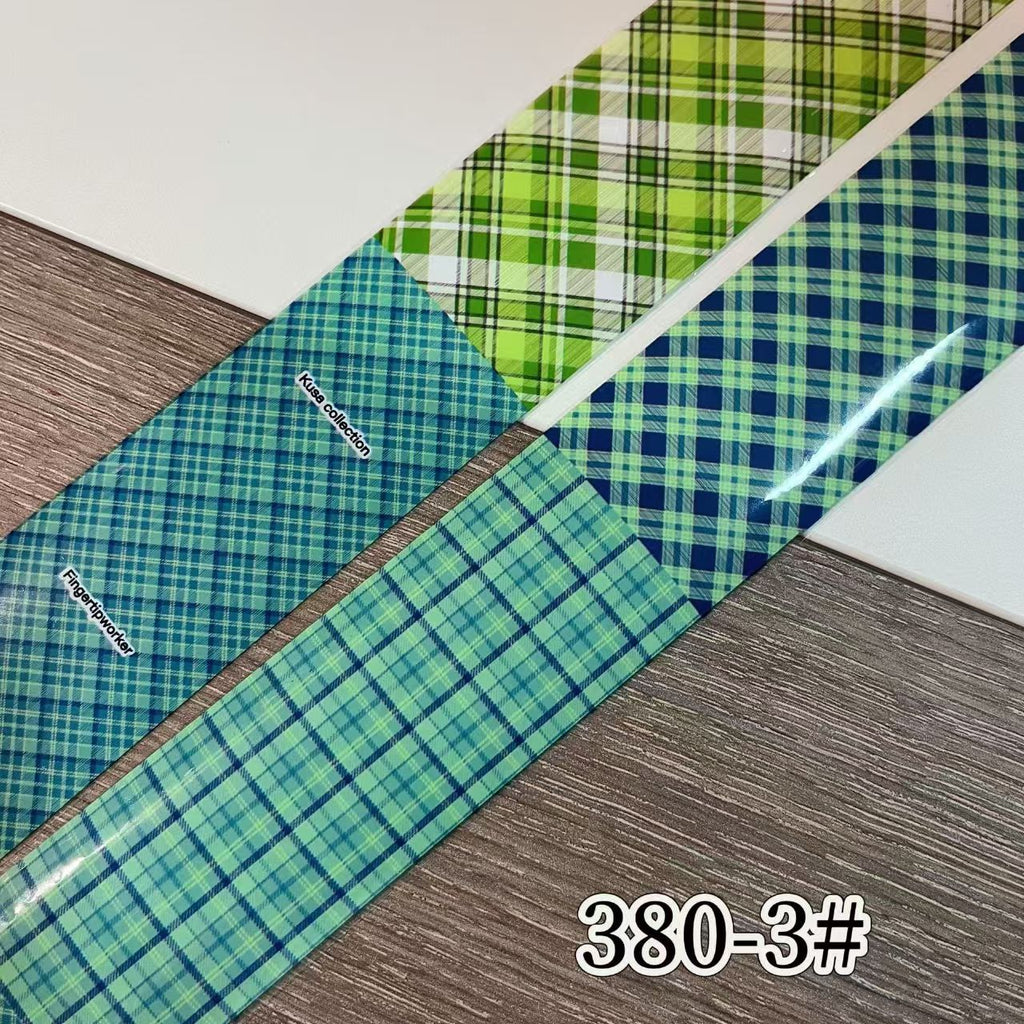 Plaid Pattern Foil Transfer - 1 Roll with Box Checkered Nail Art Colorful Prints Decals for DIY Decorations Supplies Design