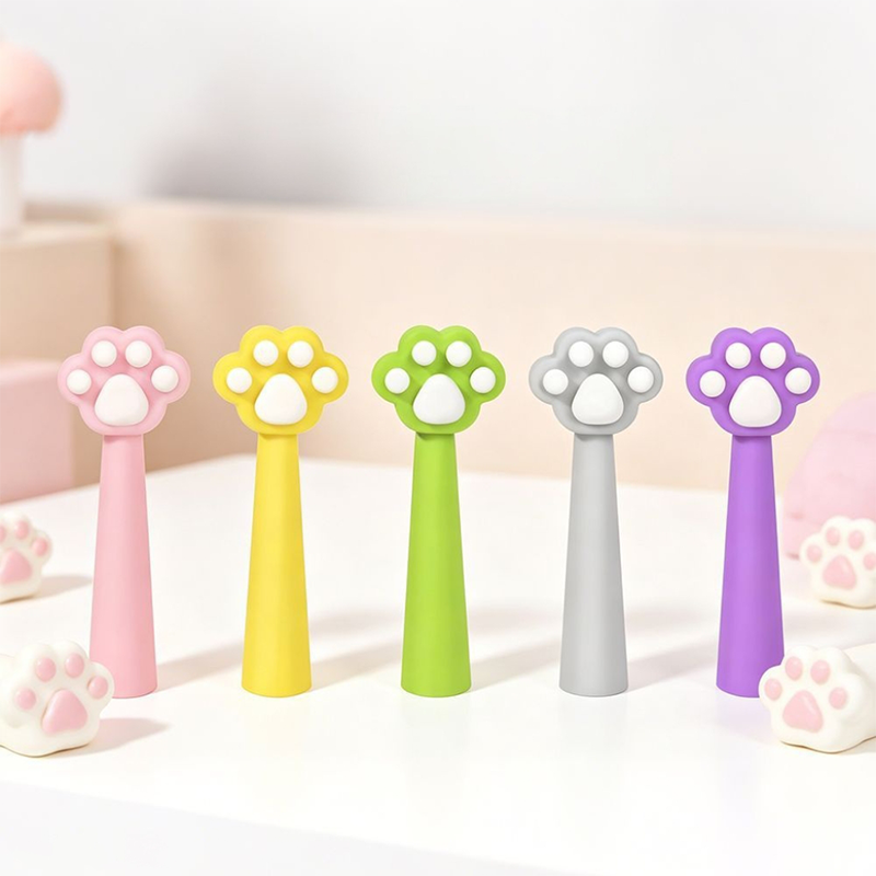 Tweezer Tip Protector – Flexible Silicone Cover for Nail Art Tweezers, Anti-Puncture Safety Sleeve, Soft & Bendable, Fits Various Tweezer Shapes