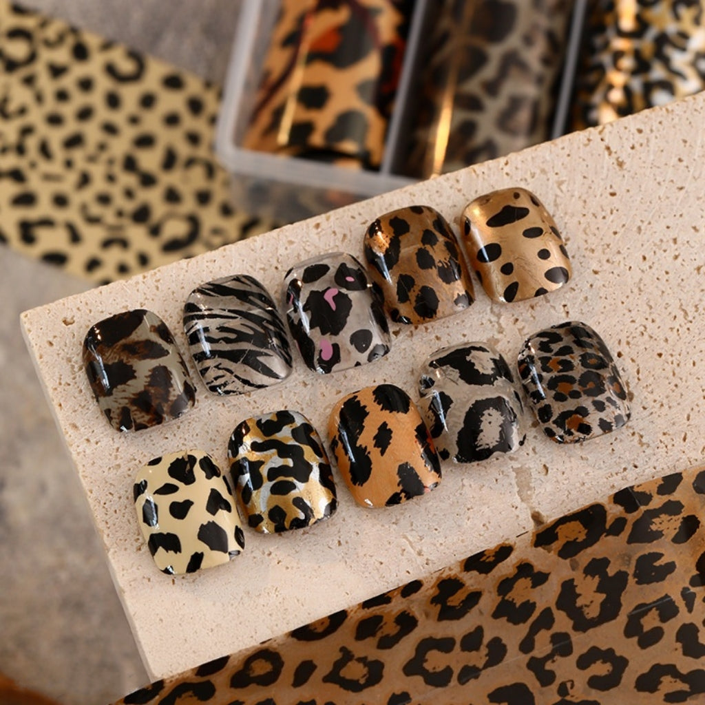 Animal Pattern Foil Transfer - 1 Roll with Box Snake Leopard Nail Art Metallic Laser Colorful Prints Decals for DIY Decorations Supplies Design
